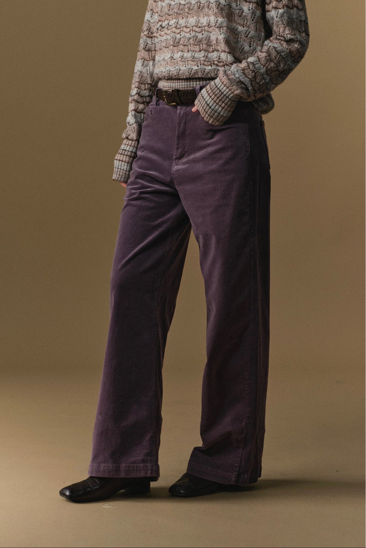 cllomagy-purple-corduroy-wide-leg-pants-03