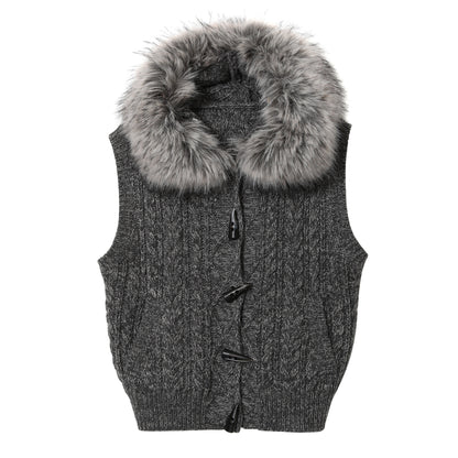 cllomagy-gray-hooded-knit-vest-01