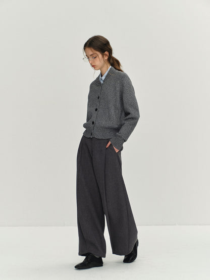 cllomagy-gray-pleated-wide-leg-pants-03