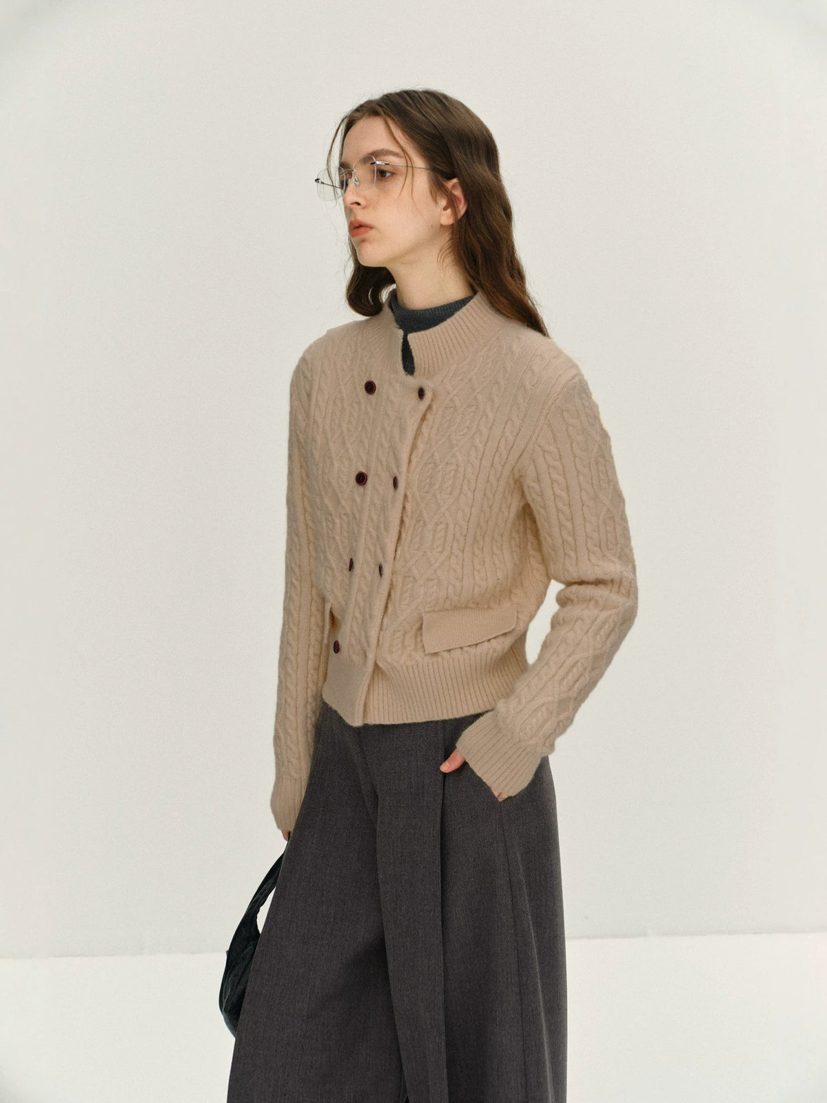cllomagy-light-khaki-stand-collar-knit-cardigan-02